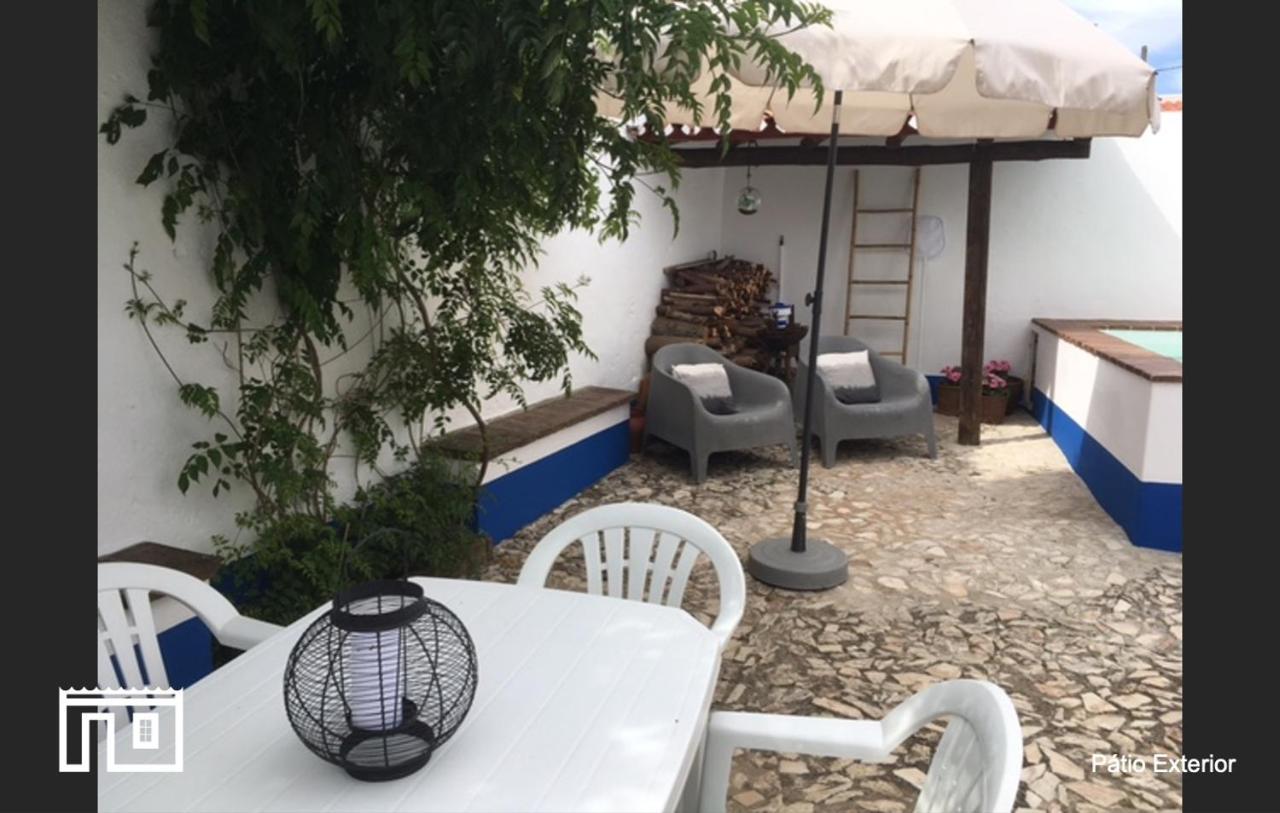 Casinha De Montoito Villa Exteriör bild