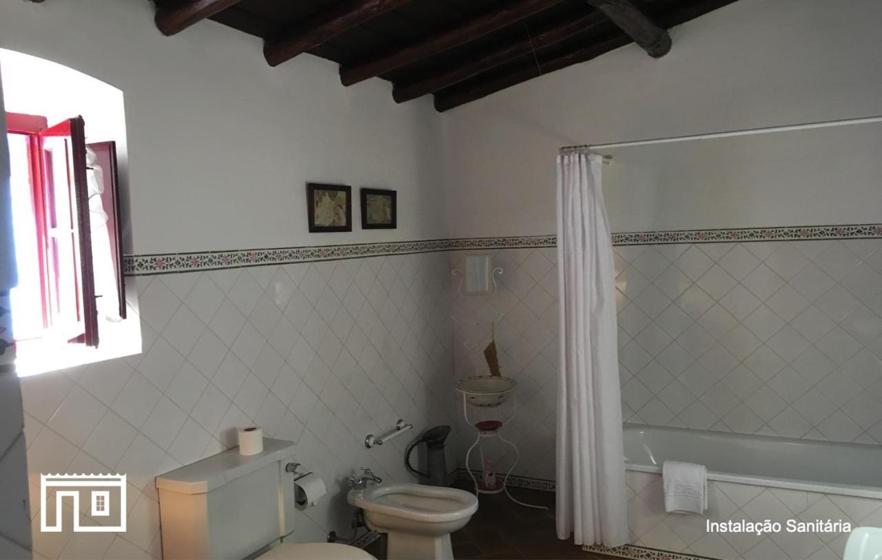 Casinha De Montoito Villa Exteriör bild